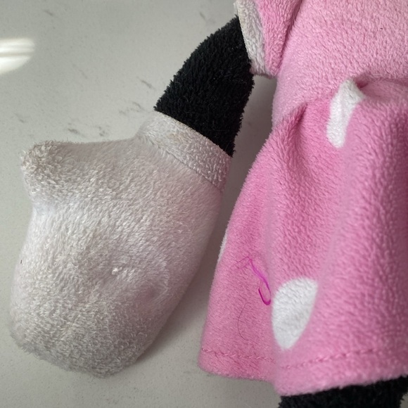 Minnie Mouse toddler rolling backpack suitcase and Minnie Mouse stuffed animal - Picture 15 of 17